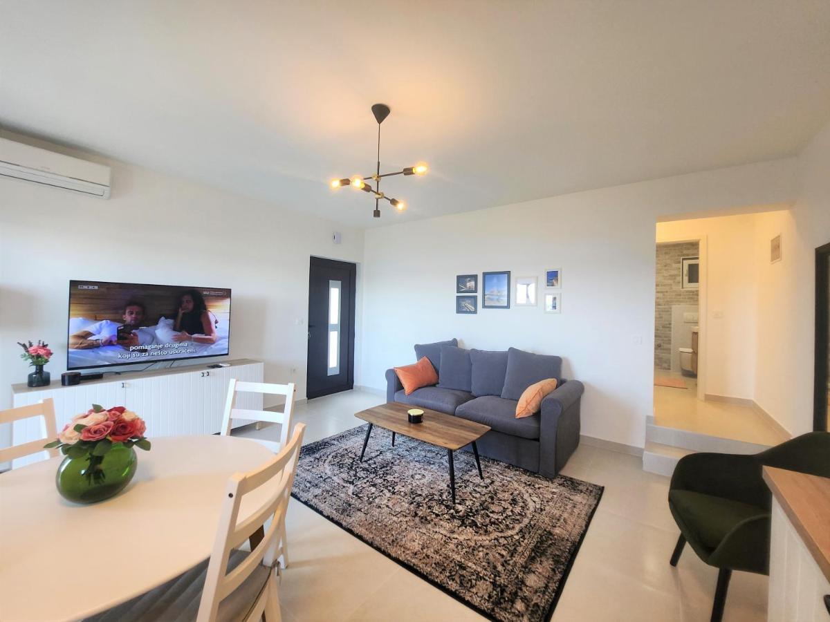 Apartment Big Blue Maslenica Dış mekan fotoğraf